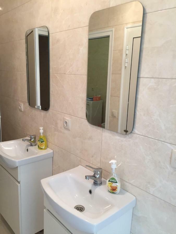 City Apartment Ternopil Ngoại thất bức ảnh